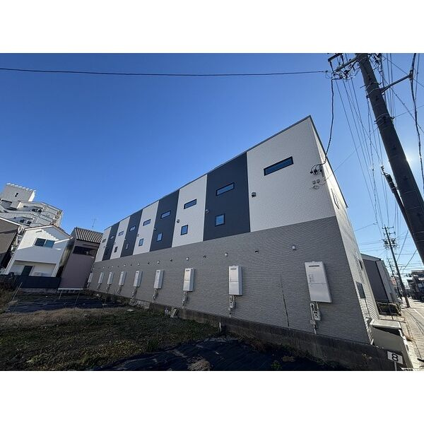 Villeneuves下小田井の外観