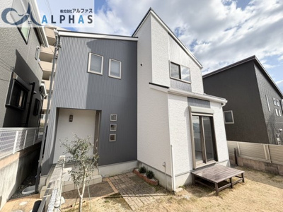 【外観】 | 明石市松が丘北町　一戸建て | 令和6年4月に外壁・屋根塗装、バルコニー防水工事した綺麗な住まい♪