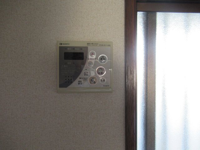 フラット松江の設備|お風呂のコントローラーです