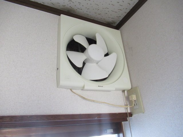 フラット松江の設備|換気扇です
