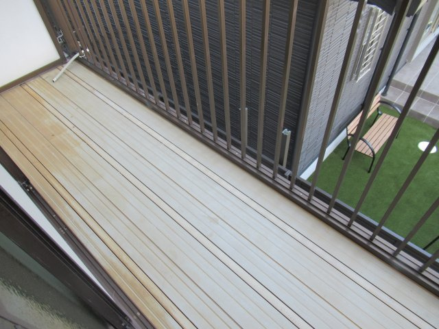 フラット松江のバルコニー|落ち着いた時間を過ごせるバルコニーです