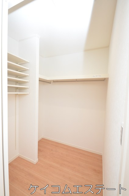 新築住宅　プラザコート永犬丸南町3丁目の収納|2階ファミリークローク