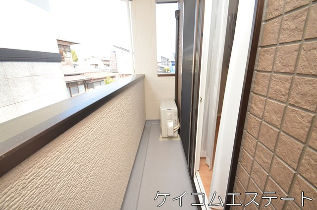 新築住宅　プラザコート永犬丸南町3丁目のバルコニー|インナーバルコニー