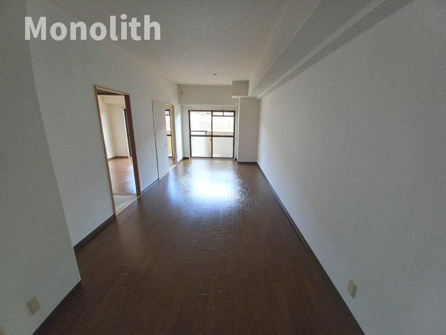 エルソレーユの居間・リビング