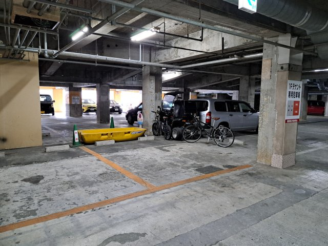 チサンマンション和地山の駐車場