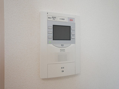 【セキュリティ】 | プレサンス松屋町ヴェルデス | モニター付きインターホンです
