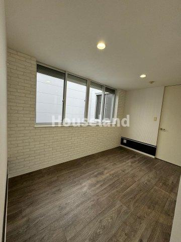 桑山利宮の洋室