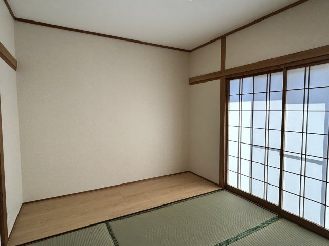 都城市吉尾町の中古一戸建の和室