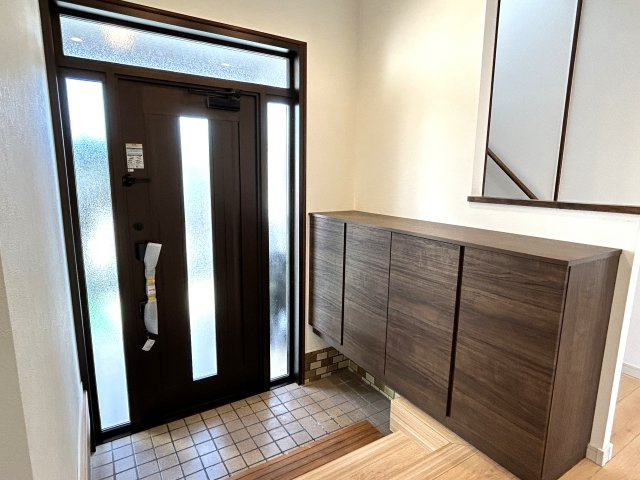 都城市吉尾町の中古一戸建の玄関