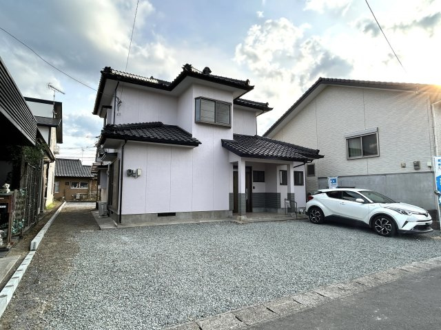 都城市吉尾町の中古一戸建