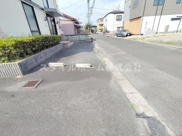 MORRISの駐車場