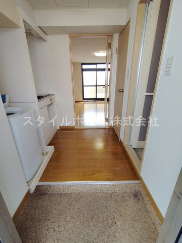 MORRISの玄関|別部屋写真です。