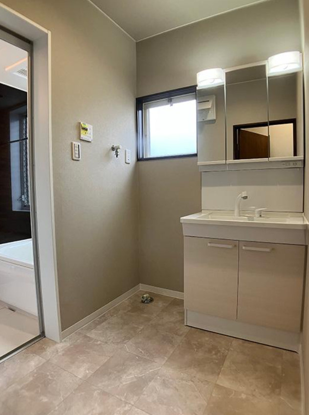 横浜市港南区笹下５丁目 中古戸建て【仲介手数料無料】