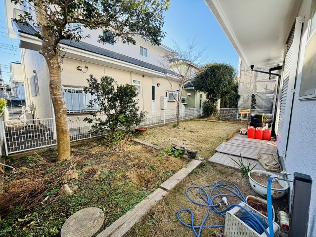 龍ケ崎市南が丘　中古物件の庭