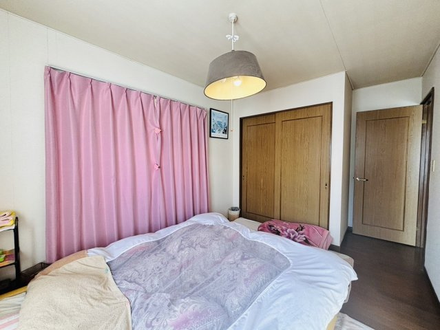 龍ケ崎市南が丘　中古物件の洋室