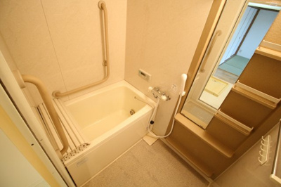 【浴室】 | クレセント長田B棟