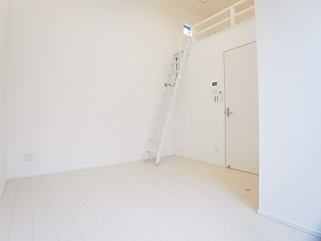 神戸市須磨区中島町３丁目のアパート