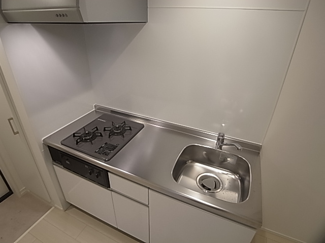 神戸市須磨区中島町３丁目のアパートのキッチン|システムキッチン（ガス２口）