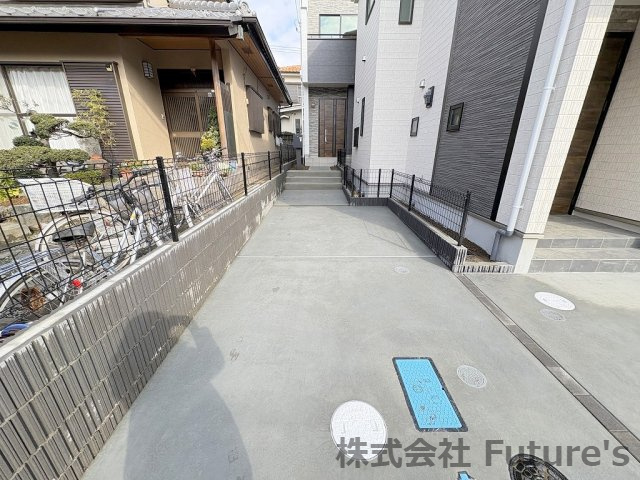 流山市南流山5丁目　新築戸建　全2棟　1号棟の駐車場|カースペース1台分確保
