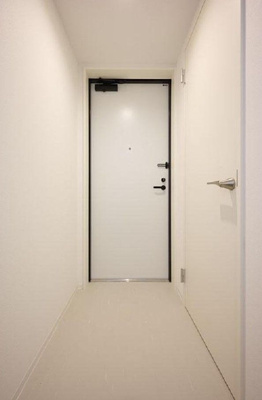 【玄関】 | フォルモサ美野島 | 別号室の写真になります。現況優先。