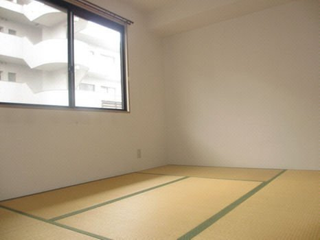 熊本市南区江越１丁目のアパートの和室