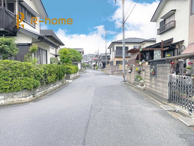 取手市谷中II　新築戸建て　1号棟の前面道路含む現地写真|堂々！建物完成♪実際のお部屋をご見学可能です♪
ご見学が一番の資料！お気軽にお問い合わせ下さい♪
