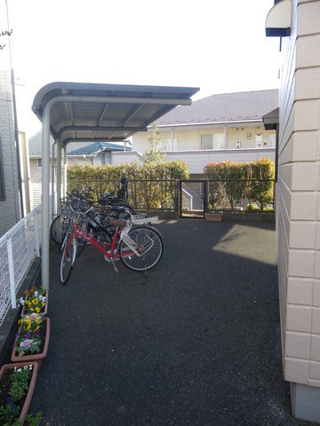 川崎市宮前区土橋３丁目の賃貸マンションのその他共用部分|屋根付き駐輪場
