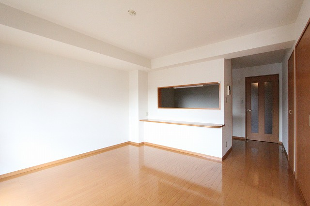 熊本市東区長嶺東８丁目の賃貸マンションの居間・リビング