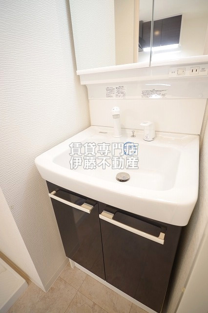 プレミアム黒川の洗面所