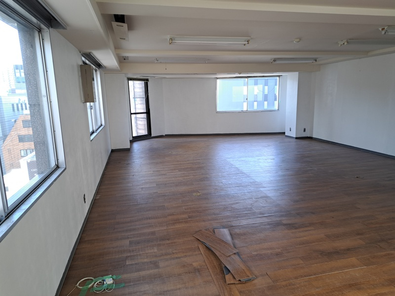 愛光舎ビルの内装