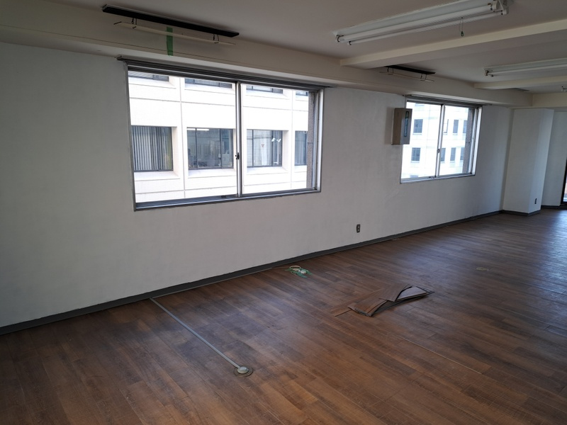 愛光舎ビルの内装