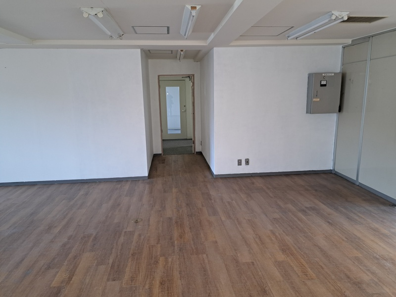 愛光舎ビルの内装