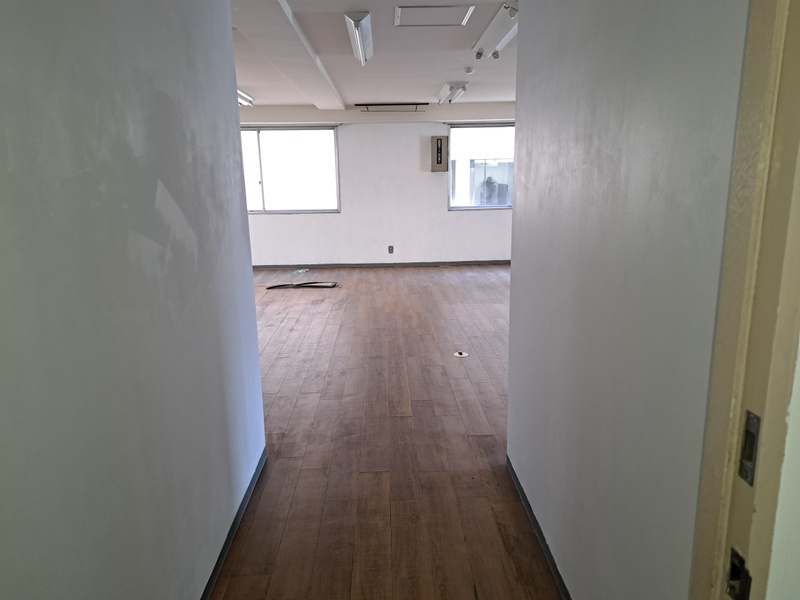 愛光舎ビルの内装