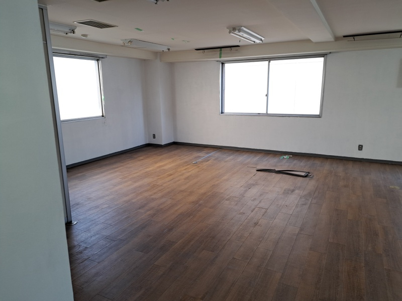 愛光舎ビルの内装