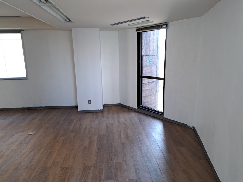 愛光舎ビルの内装