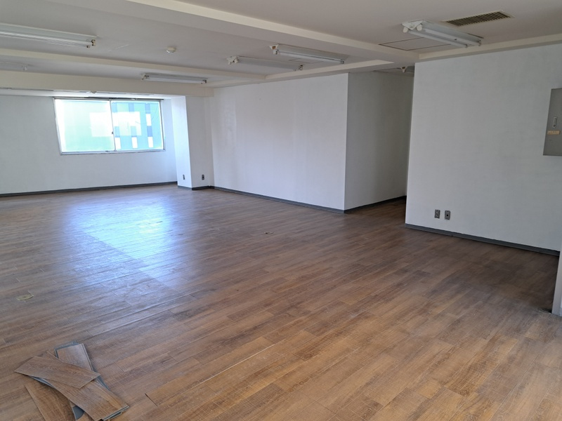 愛光舎ビルの内装