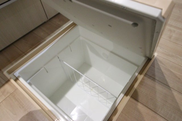 《仲介手数料無料》浦和区大原１丁目20-4(全1戸)新築一戸建てケイアイスタイルのキッチン|2撮影日 2025年3月8日 16:30 曇り