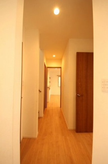【内装】 | 鹿沼市晃望台中古住宅 | 1階通路