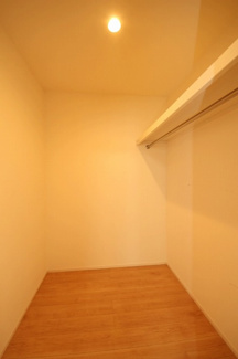 【収納】 | 鹿沼市晃望台中古住宅 | 東側ウォークインクローゼット