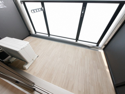 【バルコニー】 | プレサンス南堀江ザ・センス | 落ち着いた時間を過ごせるバルコニーです