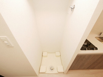 【設備】 | プレサンス南堀江ザ・センス | 洗濯機置き場です