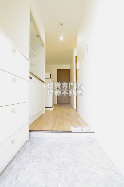 ウイングコート辻の玄関