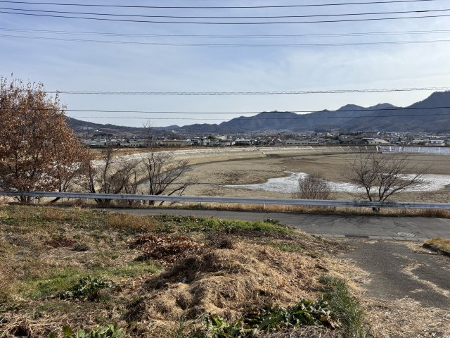 土地　上田市保野の外観