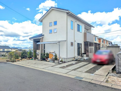 【外観】 | 直江中古住宅 | 駐車場は4台可能です