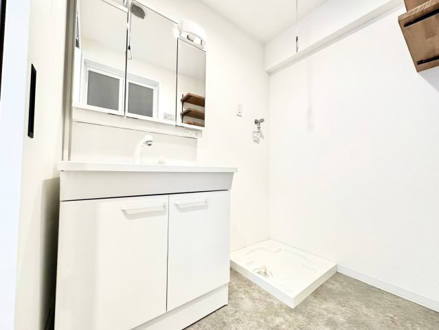 イトーピア向日マンションC棟　6階の独立洗面台