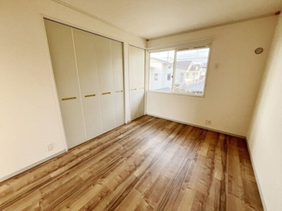 【洋室】 | ヴィレッジコート・