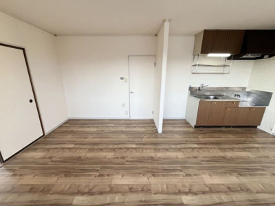 【居間・リビング】 | ヴィレッジコート・