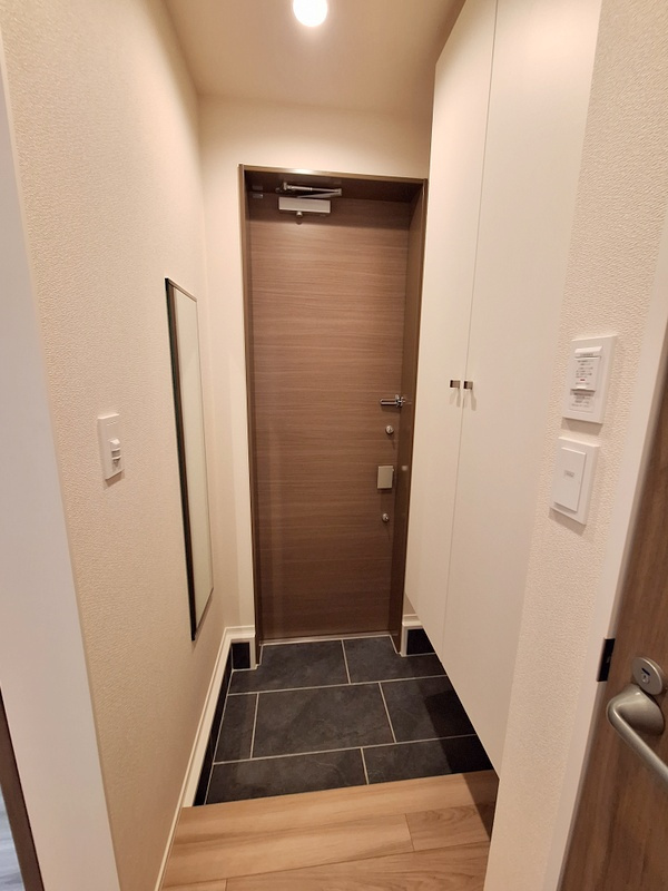 ＰＡＣＥ　ＳＵＤの玄関