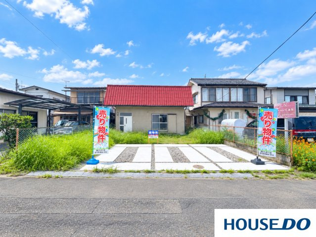 中古戸建　桐生市相生町2丁目の前面道路含む現地写真|前面道路含む現地写真です