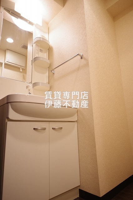 アルバ志賀本通の洗面所